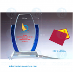 Biểu trưng pha lê PL196